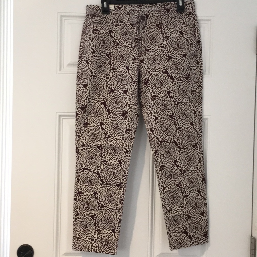Gap the Slim City Khaki, size 6R, new with tags